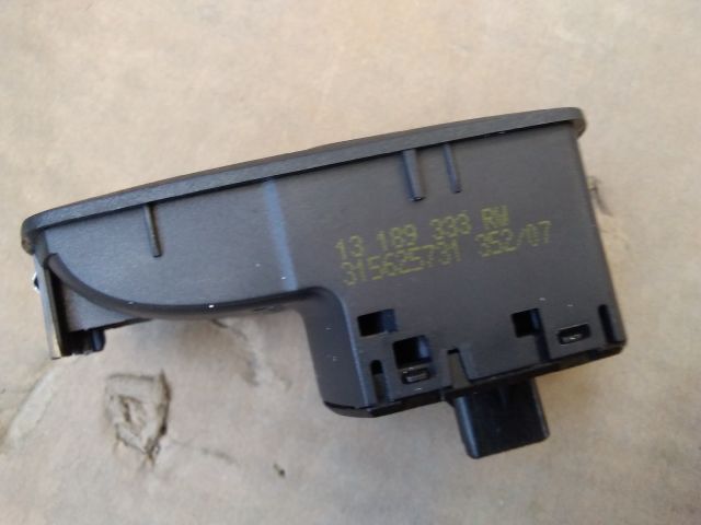 bontott OPEL CORSA D Jobb első Ablakemelő Kapcsoló