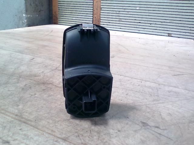 bontott OPEL CORSA D Jobb első Ablakemelő Kapcsoló