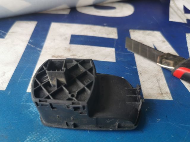 bontott OPEL CORSA D Jobb első Ablakemelő Kapcsoló