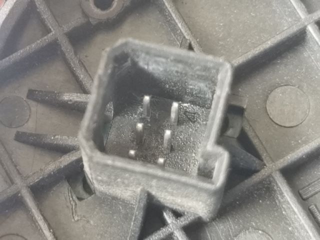 bontott OPEL CORSA D Jobb első Ablakemelő Kapcsoló