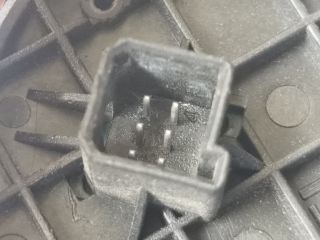 bontott OPEL CORSA D Jobb első Ablakemelő Kapcsoló