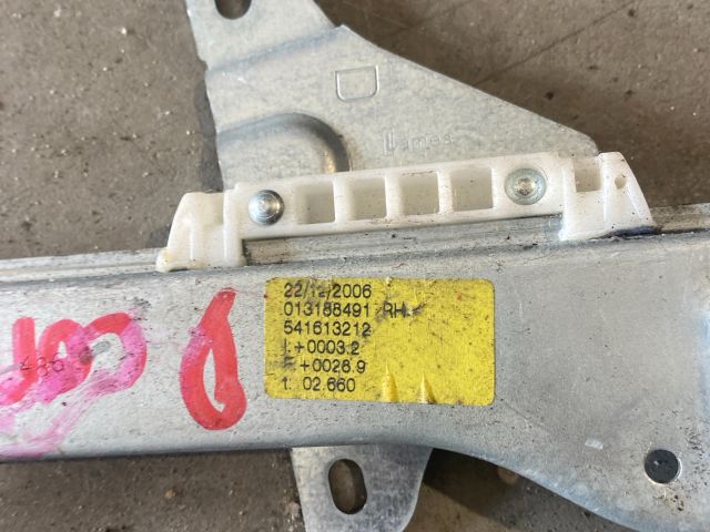 bontott OPEL CORSA D Jobb első Ablakemelő Szerkezet (Mechanikus)