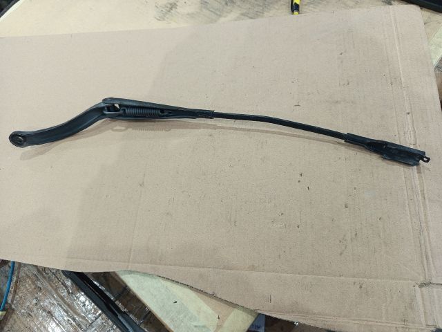 bontott OPEL CORSA D Jobb első Ablaktörlő Kar