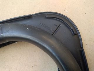 bontott OPEL CORSA D Jobb első Ablakvezető Gumi