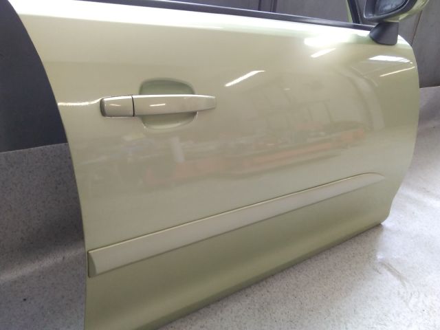 bontott OPEL CORSA D Jobb első Ajtó Díszléc