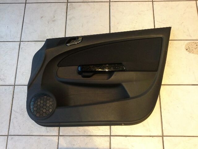 bontott OPEL CORSA D Jobb első Ajtó Kárpit