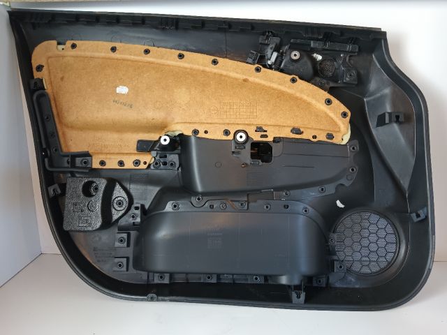 bontott OPEL CORSA D Jobb első Ajtó Kárpit