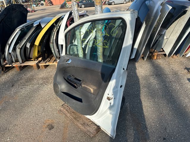 bontott OPEL CORSA D Jobb első Ajtó (Részeivel)