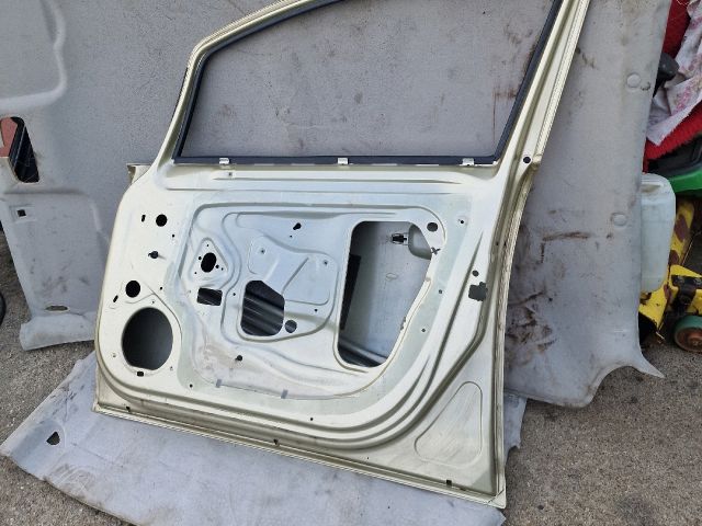 bontott OPEL CORSA D Jobb első Ajtó (Üres lemez)