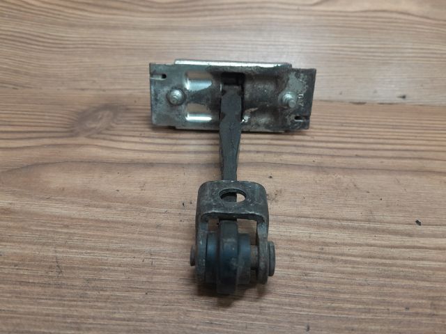 bontott OPEL CORSA D Jobb első Ajtóhatároló