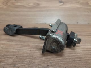 bontott OPEL CORSA D Jobb első Ajtóhatároló