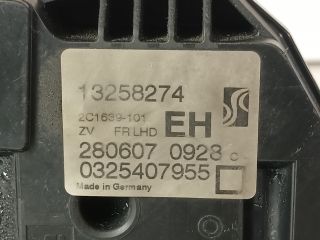 bontott OPEL CORSA D Jobb első Ajtózár