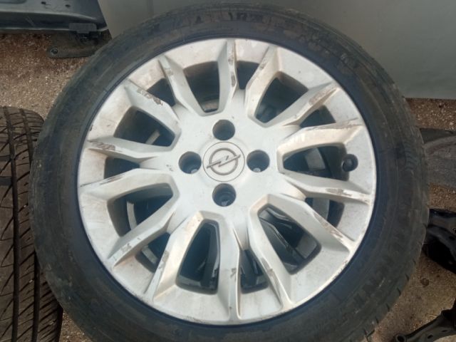 bontott OPEL CORSA D Jobb első Ajtózár