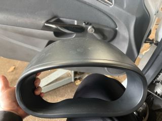 bontott OPEL CORSA D Jobb első Alsó Zsanér