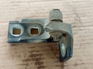 bontott OPEL CORSA D Jobb első Alsó Zsanér