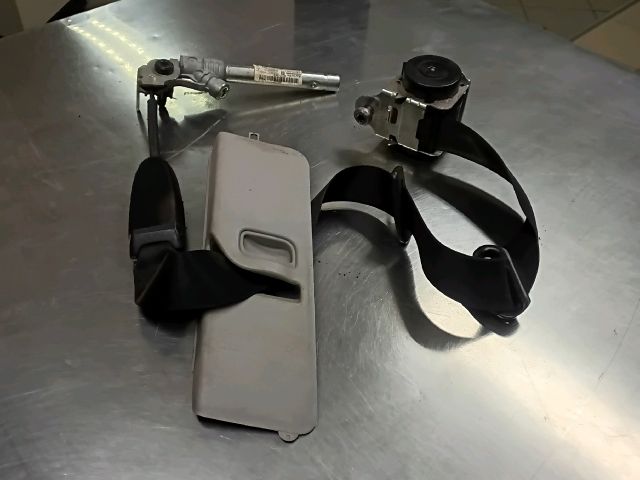 bontott OPEL CORSA D Jobb első Biztonsági Öv