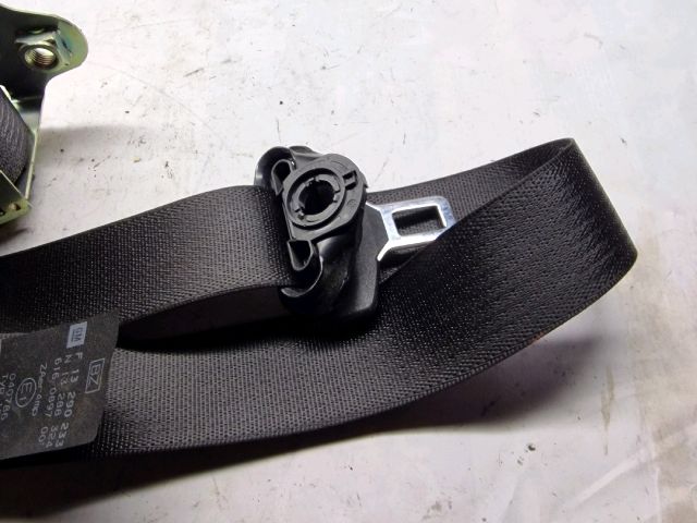 bontott OPEL CORSA D Jobb első Biztonsági Öv