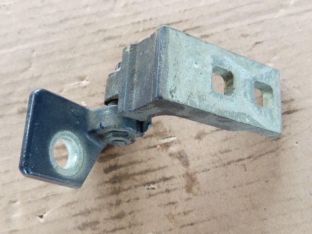 bontott OPEL CORSA D Jobb első Felső Zsanér