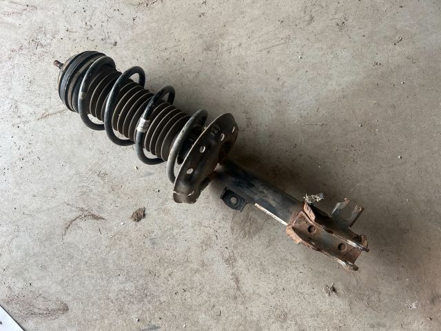 bontott OPEL CORSA D Jobb első Gólyaláb (Lengécsillapító, Rugó)