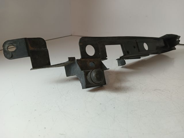 bontott OPEL CORSA D Jobb első Oldal Lökhárító Tartó (Műanyag)