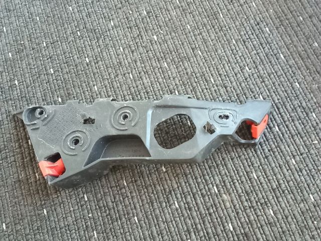 bontott OPEL CORSA D Jobb első Oldal Lökhárító Tartó (Műanyag)