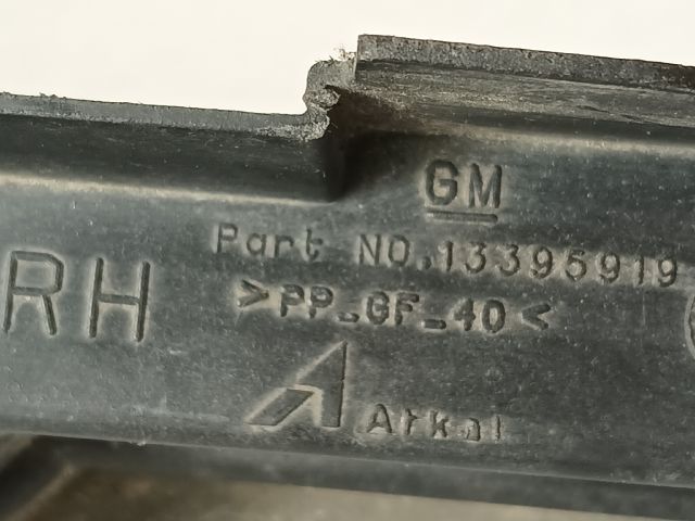 bontott OPEL CORSA D Jobb első Oldal Lökhárító Tartó (Műanyag)