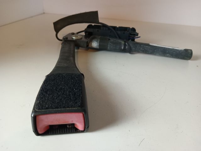 bontott OPEL CORSA D Jobb első Övfeszítő