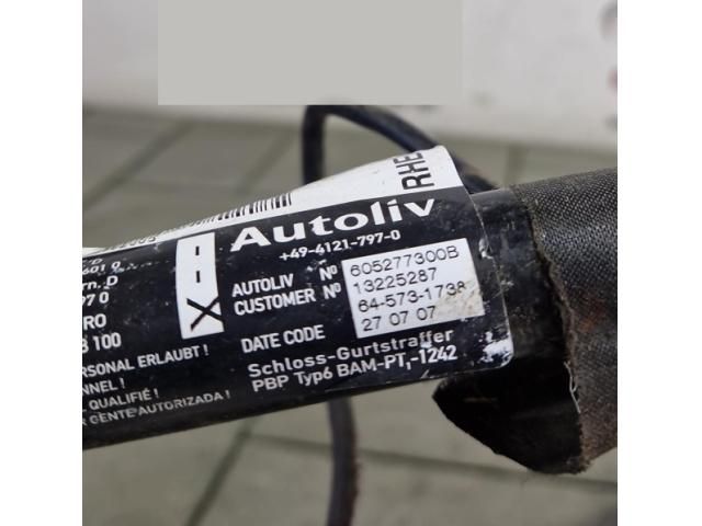 bontott OPEL CORSA D Jobb első Övfeszítő