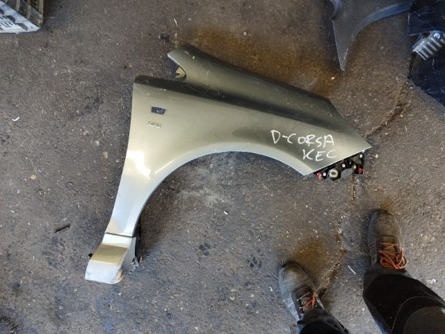 bontott OPEL CORSA D Jobb első Sárvédő