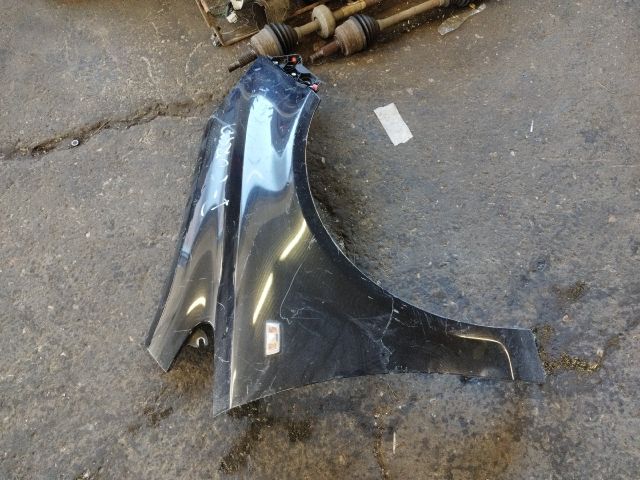 bontott OPEL CORSA D Jobb első Sárvédő