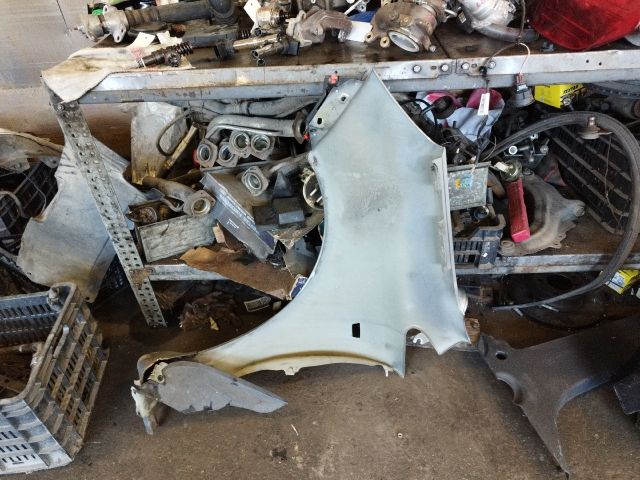 bontott OPEL CORSA D Jobb első Sárvédő