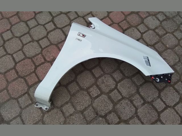 bontott OPEL CORSA D Jobb első Sárvédő