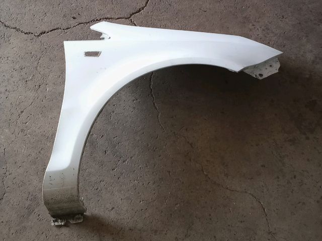 bontott OPEL CORSA D Jobb első Sárvédő