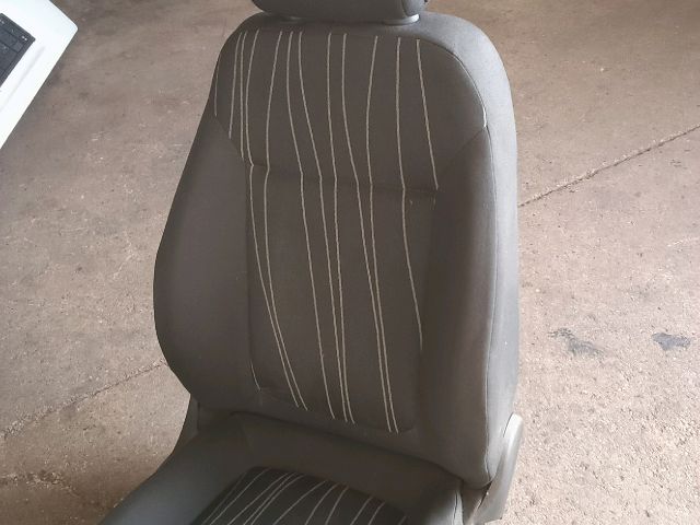 bontott OPEL CORSA D Jobb első Ülés