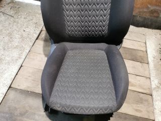 bontott OPEL CORSA D Jobb első Ülés