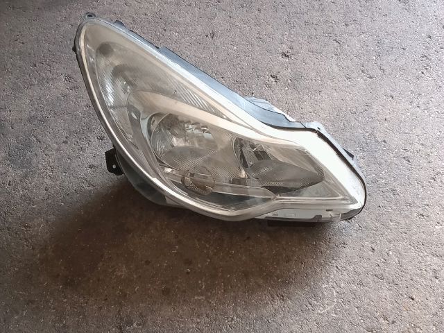 bontott OPEL CORSA D Jobb Fényszóró