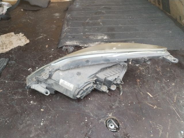 bontott OPEL CORSA D Jobb Fényszóró