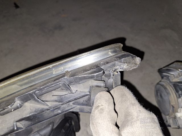 bontott OPEL CORSA D Jobb Fényszóró