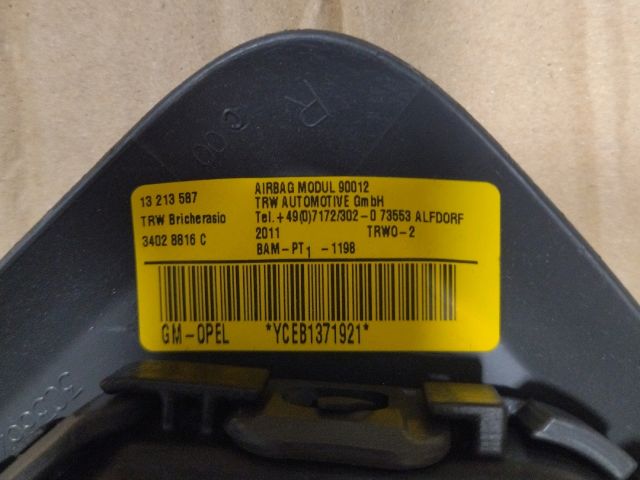 bontott OPEL CORSA D Jobb Függönylégzsák és Oldallégzsák