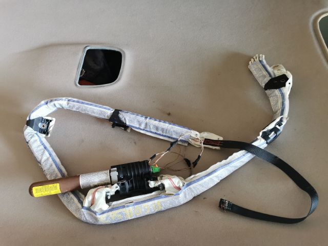 bontott OPEL CORSA D Jobb Függönylégzsák és Oldallégzsák