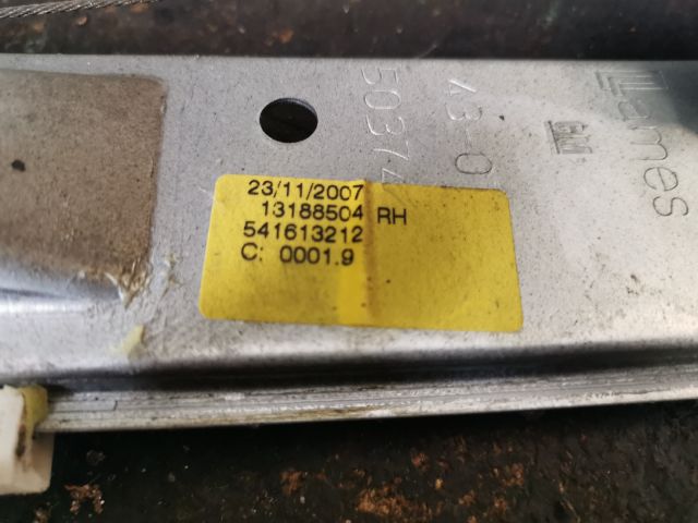 bontott OPEL CORSA D Jobb hátsó Ablakemelő Szerkezet (Mechanikus)