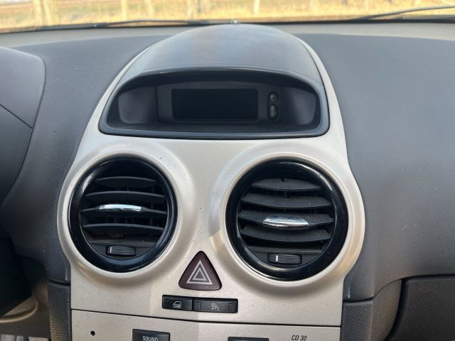 bontott OPEL CORSA D Jobb hátsó Ajtó Kárpit