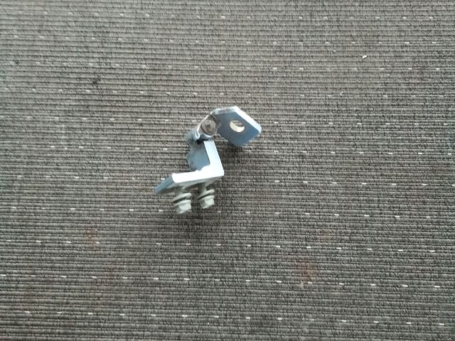 bontott OPEL CORSA D Jobb hátsó Alsó Zsanér