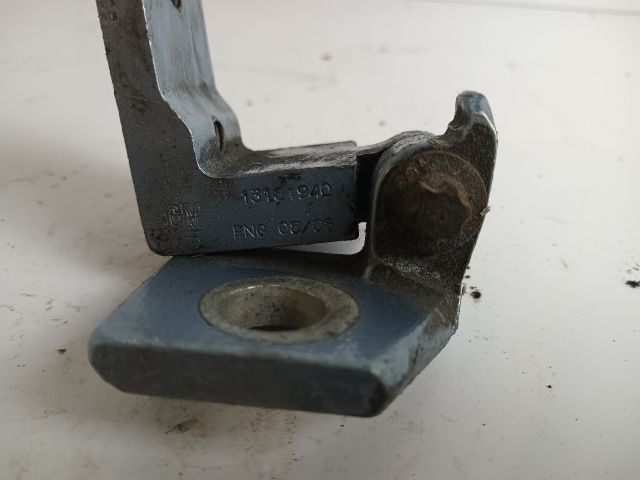 bontott OPEL CORSA D Jobb hátsó Alsó Zsanér