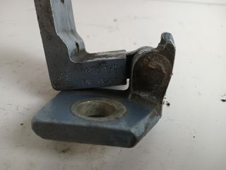 bontott OPEL CORSA D Jobb hátsó Alsó Zsanér