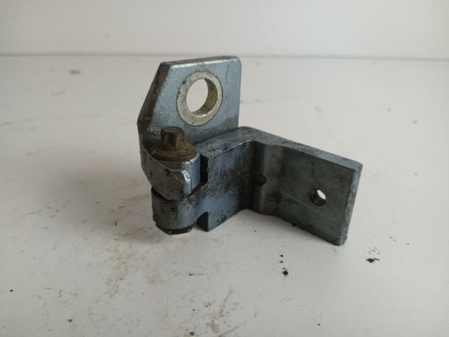 bontott OPEL CORSA D Jobb hátsó Alsó Zsanér