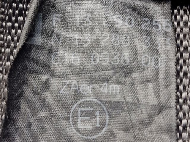 bontott OPEL CORSA D Jobb hátsó Biztonsági Öv