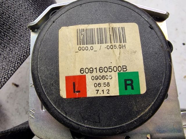 bontott OPEL CORSA D Jobb hátsó Biztonsági Öv