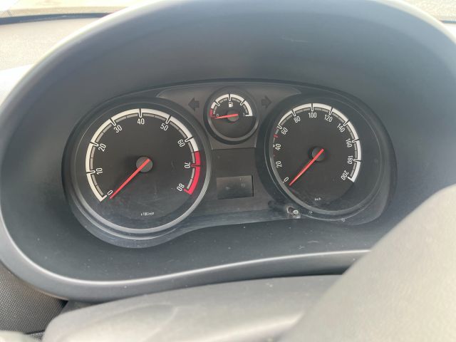 bontott OPEL CORSA D Jobb hátsó Fejtámla