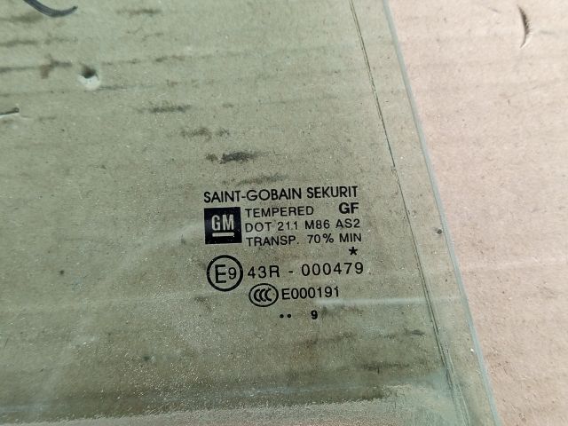 bontott OPEL CORSA D Jobb hátsó Fixüveg (Ajtóban)